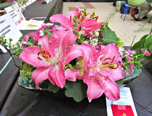 photo of flower arrangement